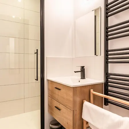 شقة Wonderfull - 6 Guests - Parc Buttes Chaumont باريس